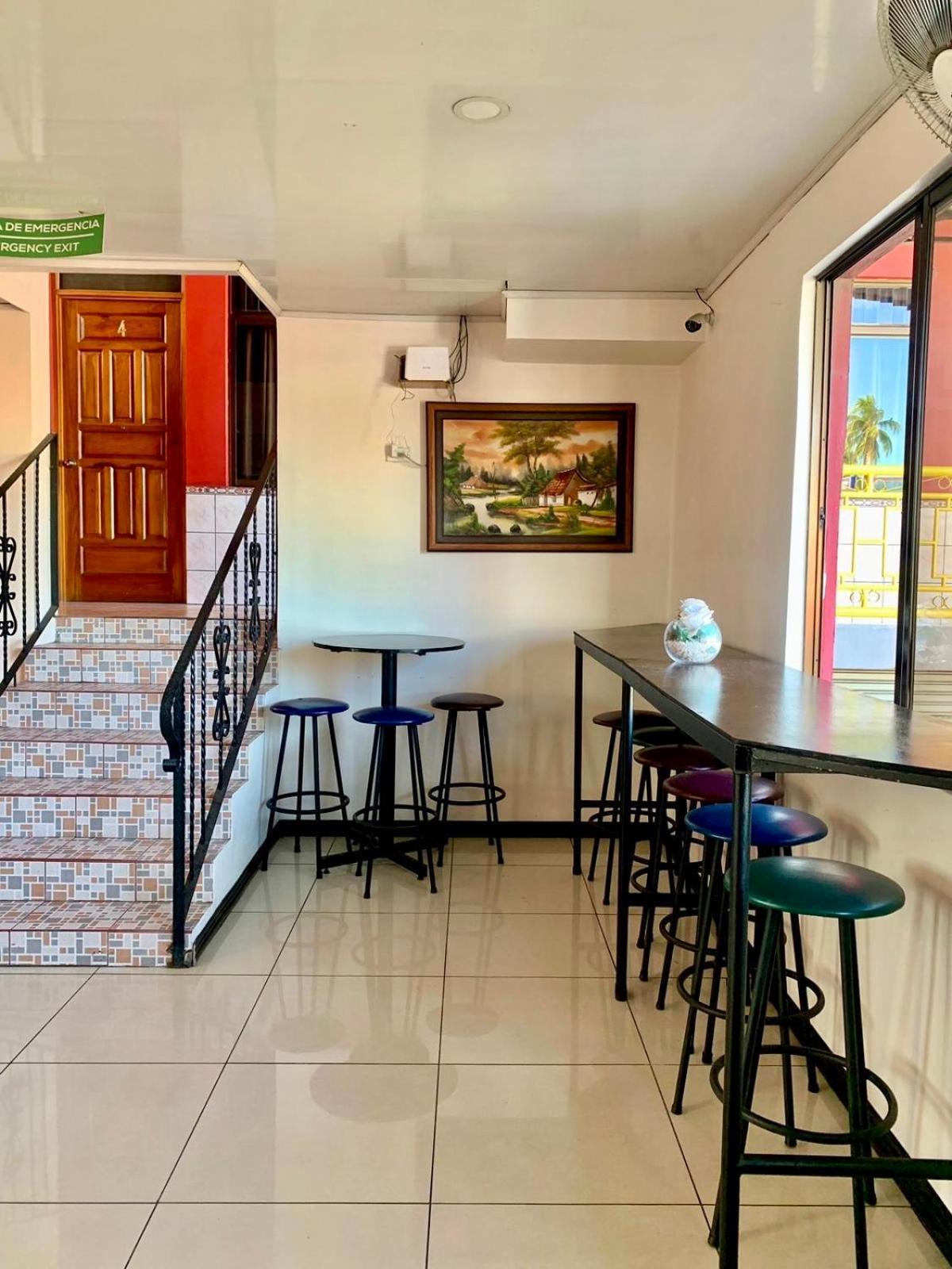 Hotel Costa Del Sol Puerto Limon Exterior photo